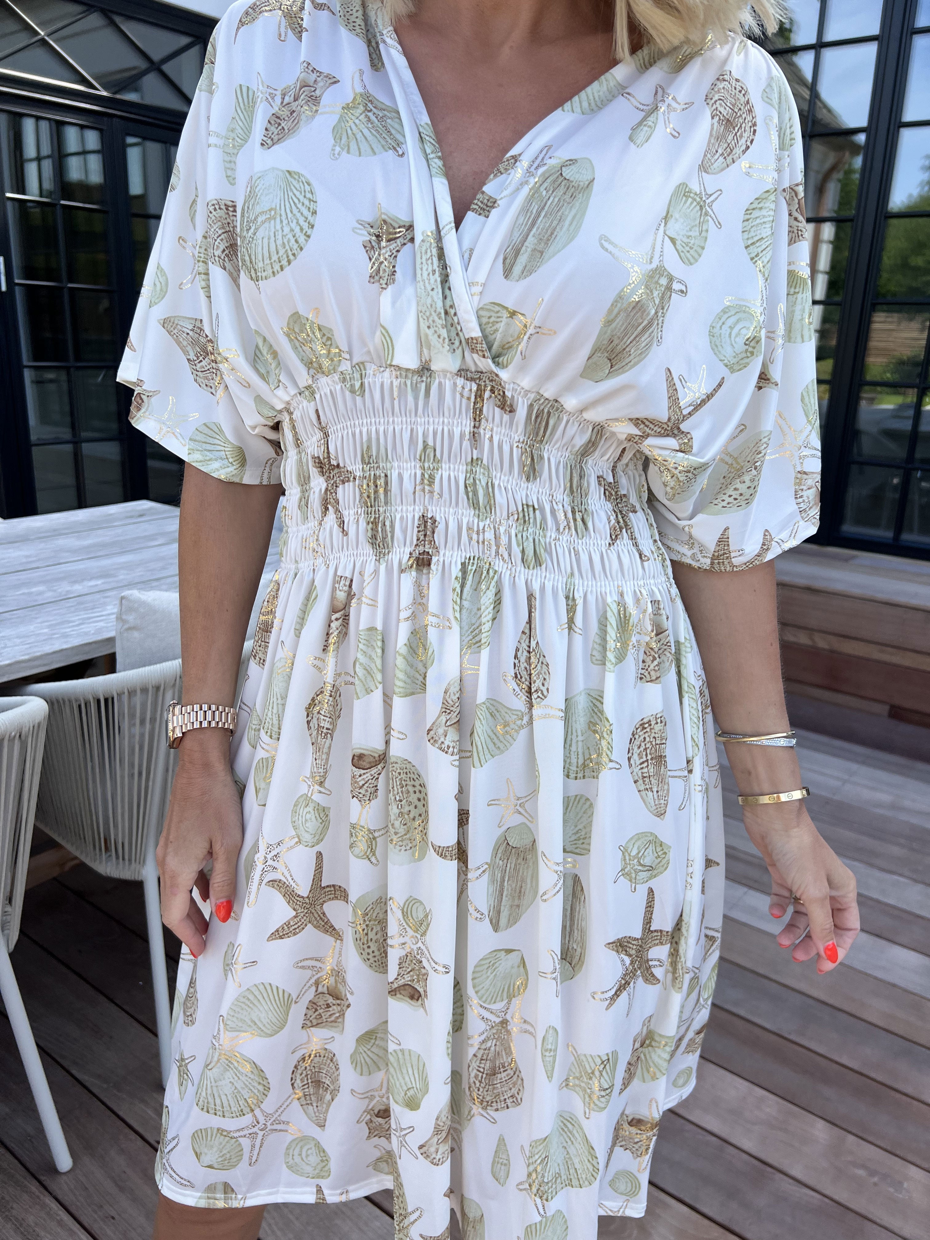 Pams Beach Short - Elastisk kjole med muslinge motiver